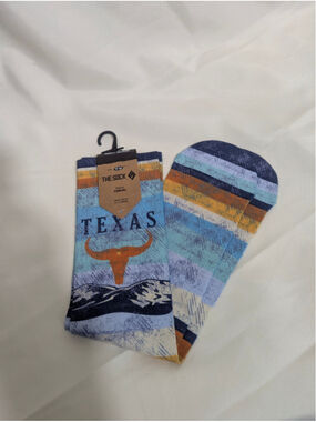 Lone Rock The Sock NWT Texas Longhorn Novelty Tall Crew Socks Small Medium